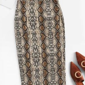 Dress snakeskin pencil and snakeskin Bandeau Top